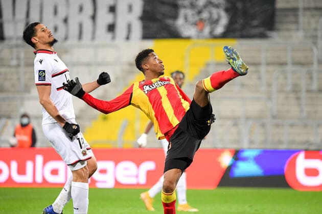18 WILLIAM SALIBA (NICE) - 23 SIMON BANZA (LENS) FOOTBALL : Lens vs Nice - Ligue 1 Uber Eats - 23 01 2021 FEP Panoramic 