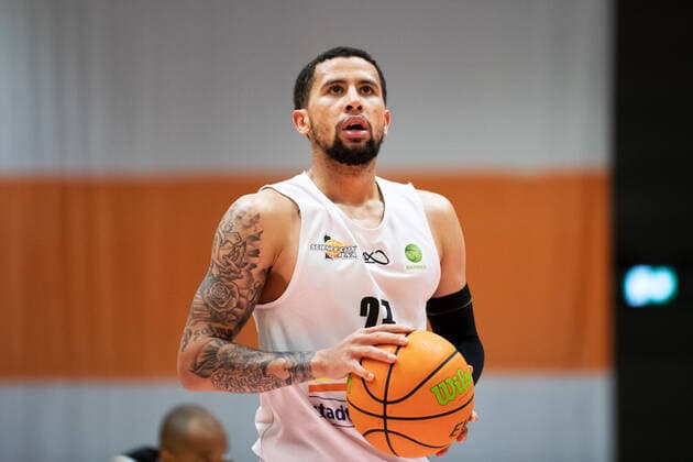 BARMER 2. Basketball Bundesliga ProA Saison 2020 2021 Spieltag 17 am 23.1.2021 Science City Jena vs wiha Panthers Schwenningen Marcus Darnell Tyus (Jena), Portrait Sparkassen Arena Jena