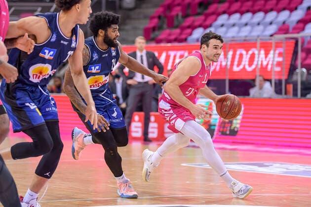easyCredit BBL, Telekom Baskets Bonn vs. HAKRO Merlins Crailsheim, 24.01.2021 Anthony DiLeo (Telekom Baskets Bonn 11), easyCredit BBL, Telekom Baskets Bonn vs. HAKRO Merlins Crailsheim am 24.01.2021 im Telekom Dome Bonn, Bonn (Nordrhein-Westfalen) Copyright: xBEAUTIFULxSPORTS Mueller-Laschetx