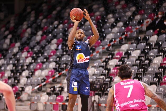 Telekom Baskets Bonn vs. Haywood Highsmith HAKRO Merlins Crailsheim easyCredit BBL 1. Bundesliga , Saison 2020 2021 , 14. Spieltag