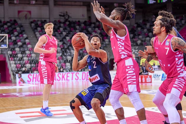 easyCredit BBL, Telekom Baskets Bonn vs. HAKRO Merlins Crailsheim, 24.01.2021 Trae Bell-Haynes (HAKRO Merlins Crailsheim 2), easyCredit BBL, Telekom Baskets Bonn vs. HAKRO Merlins Crailsheim am 24.01.2021 im Telekom Dome Bonn, Bonn (Nordrhein-Westfalen) Copyright: xBEAUTIFULxSPORTS Mueller-Laschetx