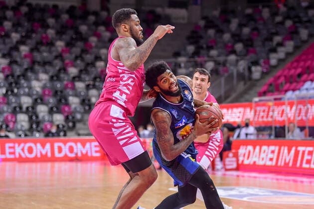 easyCredit BBL, Telekom Baskets Bonn vs. HAKRO Merlins Crailsheim, 24.01.2021 Tim Coleman (HAKRO Merlins Crailsheim 11), easyCredit BBL, Telekom Baskets Bonn vs. HAKRO Merlins Crailsheim am 24.01.2021 im Telekom Dome Bonn, Bonn (Nordrhein-Westfalen) Copyright: xBEAUTIFULxSPORTS Mueller-Laschetx