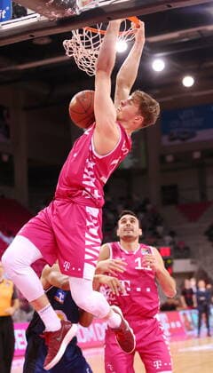Kilian Binapfl Telekom Baskets Bonn vs. HAKRO Merlins Crailsheim easyCredit BBL 1. Bundesliga , Saison 2020 2021 , 14. Spieltag