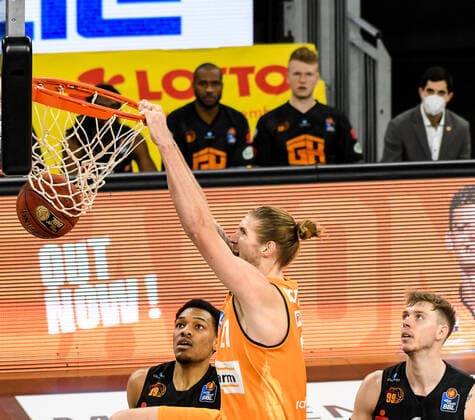 GER, BBL, ratiopharm ulm vs NINERS Chemnitz 24.01.2021, ratiopharm arena, Neu-Ulm, GER, BBL, ratiopharm ulm vs NINERS Chemnitz, im Bild Dylan Osetkowski (Ulm, 21)