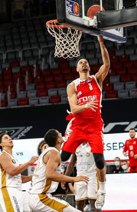 rechts Dominic Lockhart (Brose Bamberg, 03) Brose Bamberg - Basketball Löwen Braunschweig - easyCredit-BBL - Basketball Bundesliga - Basketball Saison 2020 21 - 14. Spieltag, 24.01.2021 Bamberg, Brose Arena ASV-Autoren-Nummer: 4026335 Copyright: DanielxLöb