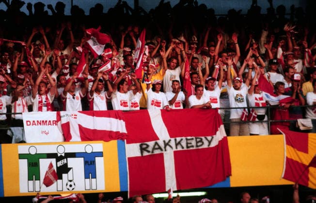 26.06.92 Dänemark - Deutschland Schweden, Göteborg, 26.06.1992, Fussball, UEFA EM Europameisterschaft 1992 in Schweden, Finale, Dänemark DFB Deutschland (2:0): Dänemark Fans.