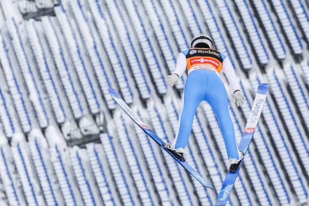 Halvor Egner Granerud, Norwegen, springt auf die wegen Corona leer gebliebenen Zuschauerränge zu, Weltcup Skispringen Mühlenkopfschanze Willingen Deutschland am 30. Januar 2021, Nutzungshinweis: EIBNER-PRESSEFOTO Tel: 0172 837 4655 Weltcup Skispringen Willingen Deutschland am 30. Januar 2021 Willingen (Upland) Copyright: xSocher xEibner-Pressefotox EP_kso