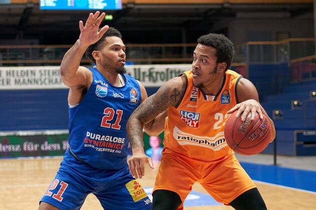 Syntainics MBC - Ratiopharm Ulm, Basketball, Bundesliga, Maenner, 15. Spieltag, 30.01.2021, v.l.: <mbc ulm Syntainics MBC - ratiopharm ulm, Basketball, Bundesliga, Maenner, 15. Spieltag, 30.01.2021, Weissenfels