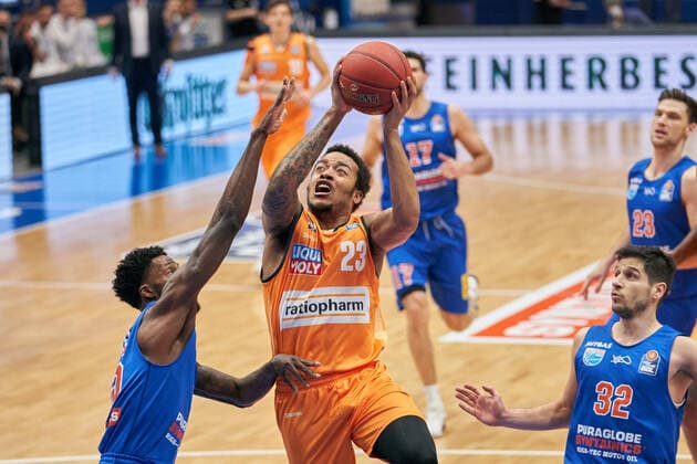 Syntainics MBC - Ratiopharm Ulm, Basketball, Bundesliga, Maenner, 15. Spieltag, 30.01.2021, v.l.: <mbc ulm Syntainics MBC - ratiopharm ulm, Basketball, Bundesliga, Maenner, 15. Spieltag, 30.01.2021, Weissenfels