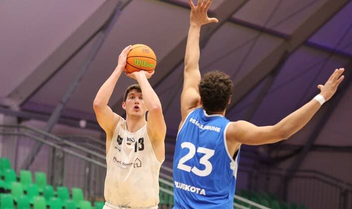 30.01.2021 - Basketball - Saison 2019 2020 - 2. Bundesliga Pro-A - 18. Spieltag: Nürnberg Falcons Basketball Club NBC - PS Karlsruhe LIONS - DaMa - Jonathan Maier (13, Nürnberg Falcons BC NBC ) Maurice Marko Pluskota (23, PS Karlsruhe Lions )