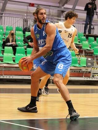 30.01.2021 - Basketball - Saison 2019 2020 - 2. Bundesliga Pro-A - 18. Spieltag: Nürnberg Falcons Basketball Club NBC - PS Karlsruhe LIONS - DaMa - Adam Pechacek (8, PS Karlsruhe Lions ) Fynn Fischer (15, Nürnberg Falcons BC NBC )