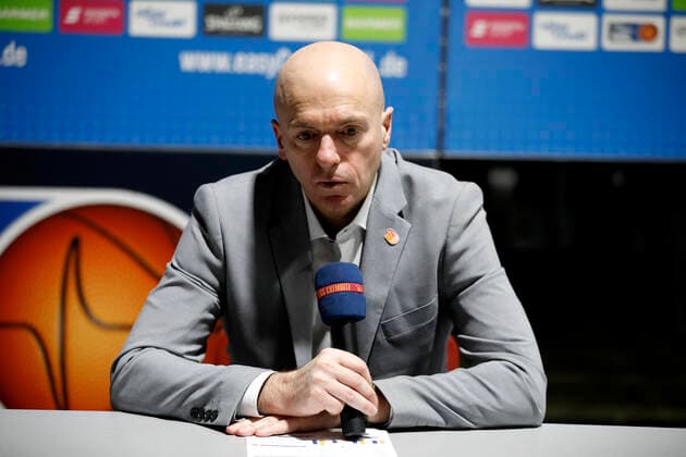 30.01.2021, easyCredit Basketball Bundesliga, BBL, Saison 2020 2021, Herren, Chemnitz Niners - Medi Bayreuth Rodrigo Pastore (Headcoach), Niners Chemnitz Chemnitz Messe Chemnitz Sachsen Germany