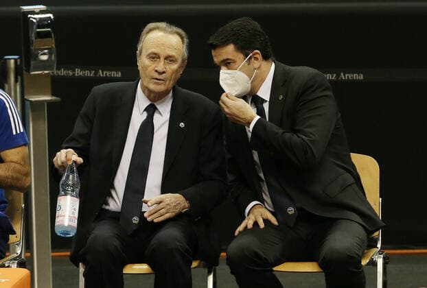 Trainer Aito Garcia Reneses, Co Trainer Israel Gonzales Basketball BBL Bundesliga Herren Saison 2020 2021 31.01.2021 ALBA Berlin vs. RASTA Vechta