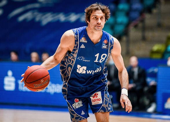 31.01.2021, xpsx, Basketball easyCredit BBL, Fraport Skyliners - Telekom Baskets Bonn v.l. Joe Rahon (Fraport Sykliners) emspor Frankfurt am Main