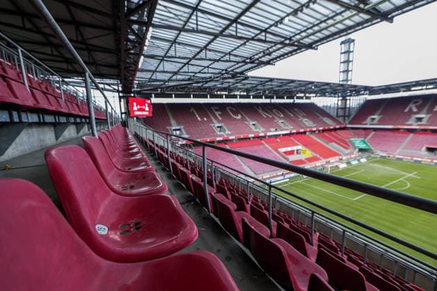 31.01.2021, Fussball, Saison 2020 2021, Bundesliga, 19. Spieltag - 1. FC Köln - DSC Arminia Bielefeld, Das leere RheinEnergieSTADION kurz vor dem Anpfiff. DFL REGULATIONS PROHIBIT ANY USE OF PHOTOGRAPHS AS IMAGE SEQUENCES AND OR QUASI-VIDEO. Köln RheinEnergieSTADION NRW Deutschland xRHR-FOTO DEx