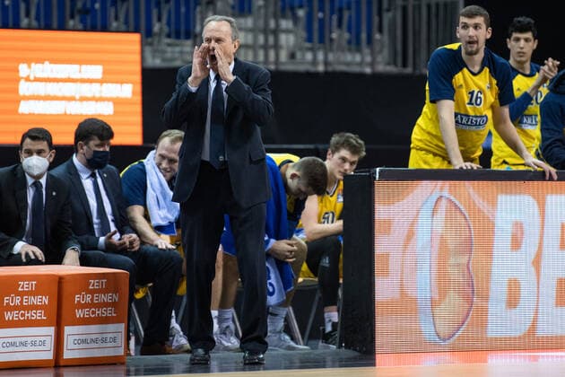Basketball Berlin 31.01.2021 Saison 2020 2021 BBL easyCredit-BBL Alba Berlin vs Rasta Vechta Cheftrainer Aito Garcia Reneses (ALB)