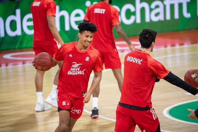 Jason George 1 (FC Bayern), during warmup, FC Bayern Basketball vs. Crailsheim Merlins, BBL, 31.01.2021 Muenchen Bayern Deutschland