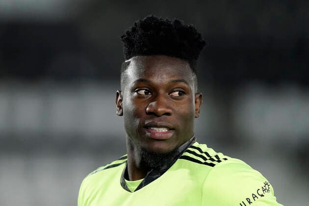 ALKMAAR - Ajax keeper Andre Onana during the Dutch Eredivisie match between AZ Alkmaar and Ajax Amsterdam at the AFAS stadium on January 31, 2021 in Alkmaar, The Netherlands. ANP HH ED VAN DE POL Dutch Eredivisie 2020 2021 xVIxANPxSportx xEdxvanxdexPolxIVx