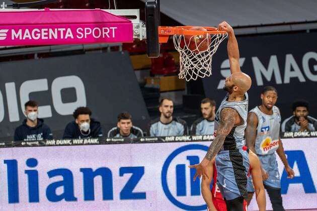 Maurice Stuckey 3 (Crailsheim Merlins), dunk, FC Bayern Basketball vs. Crailsheim Merlins, BBL, 31.01.2021 Muenchen Bayern Deutschland