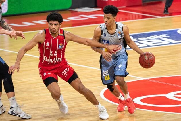 Sasha Grant 44 (FC Bayern), Trae Bell-Haynes 2 (Crailsheim Merlins), FC Bayern Basketball vs. Crailsheim Merlins, BBL, 31.01.2021 Muenchen Bayern Deutschland