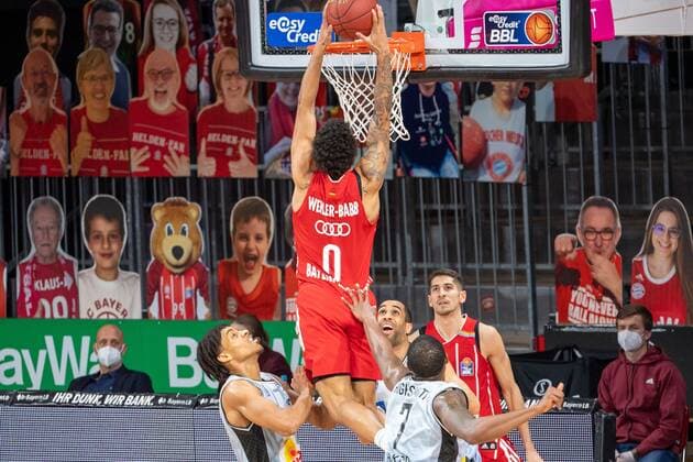 Nick Weiler-Babb 0 (FC Bayern), dunk, FC Bayern Basketball vs. Crailsheim Merlins, BBL, 31.01.2021 Muenchen Bayern Deutschland