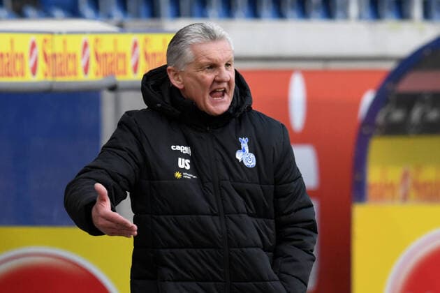 Interimstrainer Uwe Schubert ( MSV Duisburg ) emotional. 31.01.2021, Fussball, 3. Liga, MSV Duisburg vs VFB Luebeck DFL DFB REGULATIONS PROHIBIT ANY USE OF PHOTOGRAPHS AS IMAGE SEQUENCES AND OR QUASI-VIDEO 31.01.2021, Fussball, 3. Liga, MSV Duisburg vs VFB Luebeck Duisburg Copyright: xThomasxThienelx Eibner-Pressefotox EP_ttl