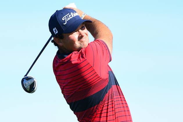 LA JOLLA, CA - JANUARY 31: Patrick Reed watches his tee shot on the 2nd hole on the South Course during the final round of the Farmers Insurance Open golf tournament at Torrey Pines Municipal Golf Course on January 31, 2021. The tournament was played without fans due to the COVID-19 pandemic. (Photo by Brian Rothmuller Icon Sportswire) GOLF: JAN 31 PGA, Golf Herren - Farmers Insurance Open Icon21013111