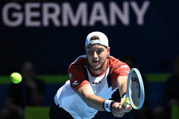 TENNIS ATP, Tennis Herren CUP, Jan-Lennard Struff of Germany in action during the ATP Cup match against Milos Raonic of Canada at Melbourne Park in Melbourne, Wednesday, February 3, 2021. ( NO ARCHIVING, EDITORIAL USE ONLY, NO USE IN BOOKS WITHOUT CONSENT MELBOURNE VIC AUSTRALIA  Copyright: xDEANxLEWINSx 20210203001517913999