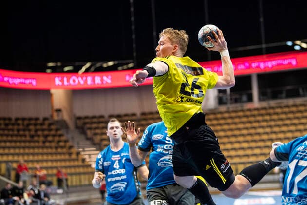 210203 Sävehofs Jonathan Edvardsson under handbollsmatchen i Handbollsligan mellan Sävehof och Aranäs den 3 februari 2021 i Partille. Copyright: CARLxSANDIN BB210203CS029