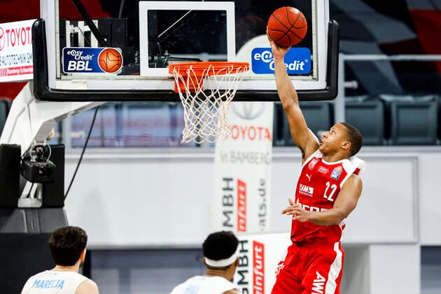 Devon Hall (Brose Bamberg, 22) Brose Bamberg - Mitteldeutscher BC MBC - easyCredit-BBL - Basketball Bundesliga - Basketball Saison 2020 21 - 14. Spieltag, 03.02.2021 Bamberg, Brose Arena ASV-Autoren-Nummer: 4026335 Copyright: DanielxLöb