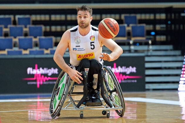 03.02.2021, xovx, Rollstuhlbasketball, 1. Bundesliga, RSV Lahn-Dill - Rhine River Rhinos Wiesbaden Simon Brown (RSV Lahn-Dill), Freisteller Wetzlar Rittal-Arena Hessen Deutschland (DE)