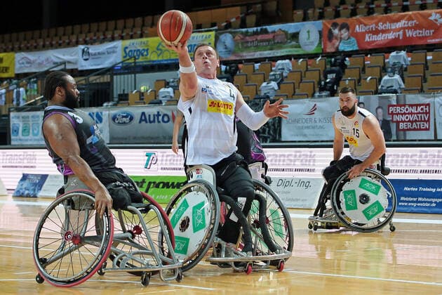 03.02.2021, xovx, Rollstuhlbasketball, 1. Bundesliga, RSV Lahn-Dill - Rhine River Rhinos Wiesbaden v.l. Tommie Lee Gray (Rhine River Rhinos Wiesbaden), Dominik Mosler (RSV Lahn-Dill), Arinn Young (Rhine River Rhinos Wiesbaden), Michael Auprince (RSV Lahn-Dill) Wetzlar Rittal-Arena Hessen Deutschland (DE)