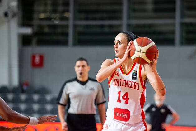 Basketball, Damen EM-Qualifikation, Schweden - Montenegro 210204 Milica Jovanovic of Montenegro during the FIBA Women s EURO Qualifier, EM, Europameisterschaft basketball match between Montenegro and Sweden on February 4, 2021 in Podgorica. Photo: Nikola Krstic BILDBYRAN COP 307 XX0012 basket basketball fiba women s eurobasket qualifier montenegro - sweden bbeng sverige montenegro Copyright: NIKOLAxKRSTIC BB210204BB448