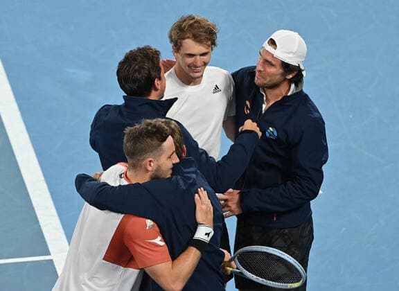 Australian Open 2021 ATP, Tennis Herren Cup Melbourne German Team beats Serbia to qualify for the Semifinal against Russia Jan Lennard Struff, Alexander Zverev , Kevin Krawietz ,Andreas Mies and Team Captain Mischa Zverev