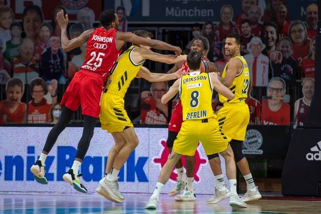 Jalen Reynolds 8 (FC Bayern), FC Bayern Basketball vs. Alba Berlin, EuroLeague, 05.02.2021 Muenchen Bayern Deutschland