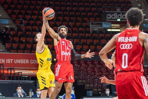 Marcus Eriksson 8 (Alba Berlin), D. Seeley 4 (FC Bayern), FC Bayern Basketball vs. Alba Berlin, EuroLeague, 05.02.2021 Muenchen Bayern Deutschland