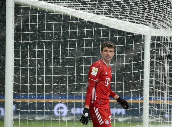 Thomas Müller Aktion Oberkoerper Oberkörper Geisterspiel Corona Fußball Fussball DFL Bundesliga Herren Saison 2020 2021 05.02.2021 Hertha BSC Berlin vs. FC Bayern München FCB
