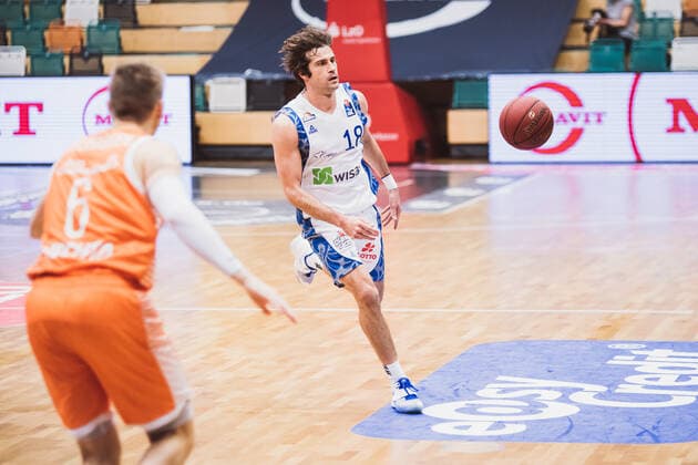 easyCredit-BBL: 16. Spieltag - RASTA Vechta vs. FRAPORT SKYLINERS, 06.02.2021 Joe Rahon (FRAPORT SKYLINERS, 18); easyCredit-BBL: 16. Spieltag - RASTA Vechta vs. FRAPORT SKYLINERS am 06.02.2021 in Vechta (RASTA Dome), Germany, Copyright: xBEAUTIFULxSPORTS Neddermannx