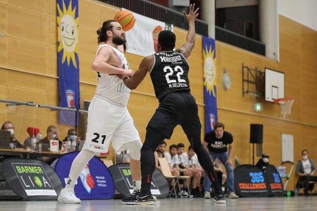ProB Basketball Liga ART Giants Duesseldorf gegen WWU Baskets Muenster, 06.02.2021 Spielszene ProB Basketball Liga ART Giants Duesseldorf gegen WWU Baskets Muenster, 06.02.2021 Copyright: xBEAUTIFULxSPORTS KennyxBeelex