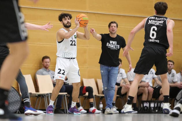 ProB Basketball Liga ART Giants Duesseldorf gegen WWU Baskets Muenster, 06.02.2021 Spielszene ProB Basketball Liga ART Giants Duesseldorf gegen WWU Baskets Muenster, 06.02.2021 Copyright: xBEAUTIFULxSPORTS KennyxBeelex