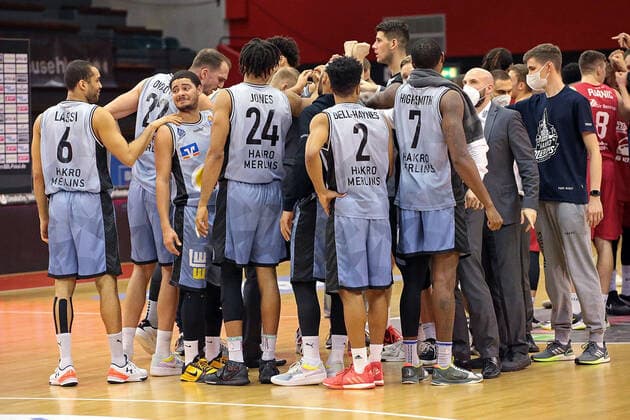 06.02.2021, xovx, Basketball 1. Bundesliga, JobStairs Gießen 46ers - HAKRO Merlins Crailsheim Freude bei den Spielern der Hakro Merlins Crailsheim nach dem Sieg in Gießen Gießen Sporthalle Gießen-Ost Hessen Deutschland (DE)