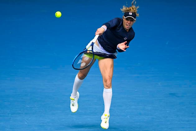 TENNIS AUSTRALIAN OPEN, Laura Siegemund of Germany in action during her first Round Women s singles match against Serena Williams of the United States of America on Day 1 of the Australian Open at Melbourne Park in Melbourne, Monday, February 8, 2021. ( NO ARCHIVING, EDITORIAL USE ONLY, NO USE IN BOOKS WITHOUT CONSENT MELBOURNE VIC AUSTRALIA  Copyright: xDAVExHUNTx 20210208001519110934