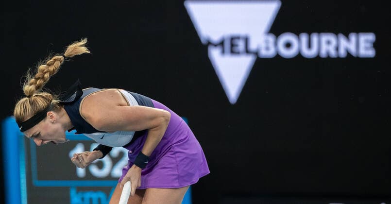 Sport Bilder des Tages (210208) -- MELBOURNE, Feb. 8, 2021 -- Petra Kvitova of Czech Republic celebrates during the women s singles first round match against Greet Minnen of Belgium at the Australian Open tennis championship in Melbourne, Australia, Feb. 8, 2021. (Photo by Hu Jingchen Xinhua) (SP)AUSTRALIA-MELBOURNE-TENNIS-AUSTRALIAN OPEN-DAY 1 BaixXuefeihujingchen 