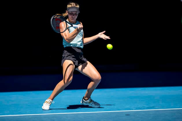MELBOURNE, VIC - FEBRUARY 09: Maddison Inglis of Australia returns the ball during round 1 of the 2021 Australian Open on February 9 2020, at Melbourne Park in Melbourne, Australia. (Photo by Jason Heidrich Icon Sportswire) TENNIS: FEB 09 Australian Open Icon2102090442