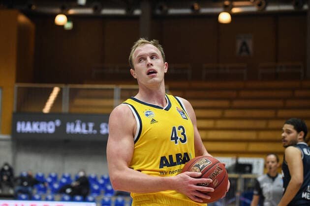 Luke Sikma (ALBA Berlin) verdreht unzufrieden die Augen, GER, HAKRO Merlins Crailsheim vs. Alba Berlin, 09.02.2021, 17. Spieltag easycredit Basketball Bundesliga, Spielzeit 2020 2021. GER, HAKRO Merlins Crailsheim vs. Alba Berlin, 09.02.2021, 17. Spieltag easycredit Basketball Bundesliga, Spielzeit 2020 2021. Crailsheim Copyright: xEibnerxPressefoto MichaelxMemmlerx EP_MMR