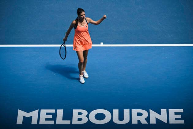 TENNIS AUSTRALIAN OPEN, Sorana Cirstea of Romania reacts during her second Round Women s singles match against Petra Kvitova of the Czech Republic on Day 3 of the Australian Open at Melbourne Park in Melbourne, Wednesday, February 10, 2021. ( NO ARCHIVING, EDITORIAL USE ONLY, NO USE IN BOOKS WITHOUT CONSENT MELBOURNE VIC AUSTRALIA  Copyright: xDEANxLEWINSx 20210210001519542777