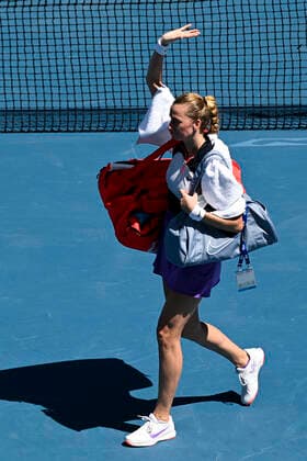 TENNIS AUSTRALIAN OPEN, Petra Kvitova of the Czech Republic reacts after loosing her second Round Women s singles match against Sorana Cirstea of Romania on Day 3 of the Australian Open at Melbourne Park in Melbourne, Wednesday, February 10, 2021. ( NO ARCHIVING, EDITORIAL USE ONLY, NO USE IN BOOKS WITHOUT CONSENT MELBOURNE VIC AUSTRALIA  Copyright: xDEANxLEWINSx 20210210001519544177