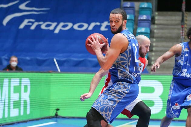 Basketball Bundesliga,Fraport Skyliners - Brose Bamberg,2021.02.09,GER, im Moore Rasheed,(Fraport Skyliners, 20), ,Eibner-Pressefoto Uli Scherbaum Fraport Skyliners - Brose Bamberg Frankfurt Copyright: xEibner-Pressefoto UlrichxScherbaumx EP_usm