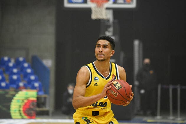 Maodo Lo (ALBA Berlin) am Ball, GER, HAKRO Merlins Crailsheim vs. Alba Berlin, 09.02.2021, 17. Spieltag easycredit Basketball Bundesliga, Spielzeit 2020 2021. GER, HAKRO Merlins Crailsheim vs. Alba Berlin, 09.02.2021, 17. Spieltag easycredit Basketball Bundesliga, Spielzeit 2020 2021. Crailsheim Copyright: xEibnerxPressefoto MichaelxMemmlerx EP_MMR