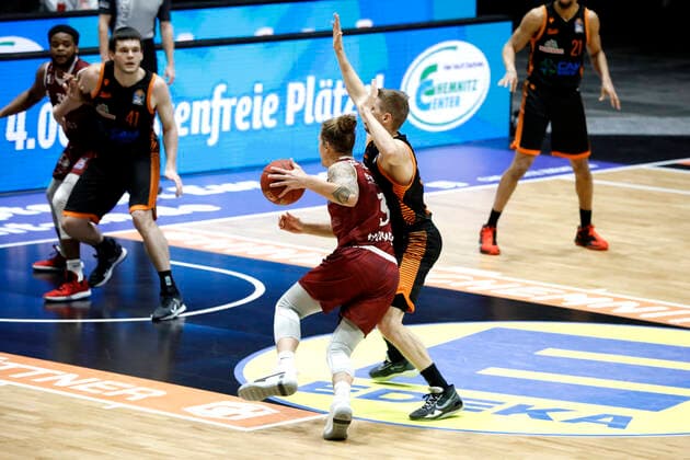 10.02.2021, easyCredit Basketball Bundesliga, BBL, Saison 2020 2021, Herren, Chemnitz Niners - Rasta Vechta Malte Ziegenhagen, Niners Chemnitz Chemnitz Messe Chemnitz Sachsen Germany